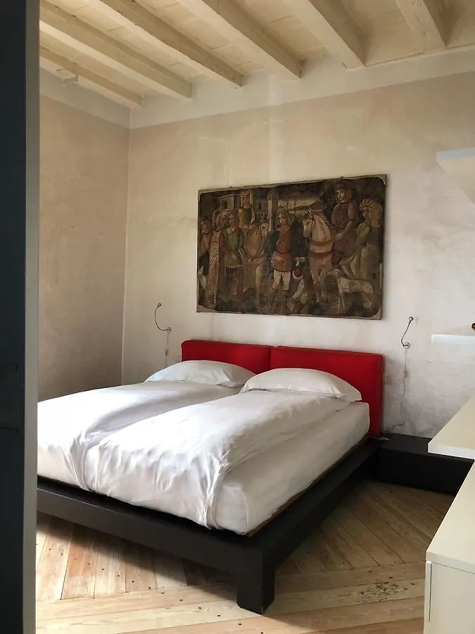 Flora Inn, Flora I - Nel Cuore Di Bergamo Alta Дом отдыха