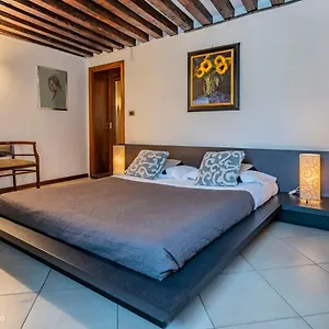palazzina-adorata-veniceiloveyou-apartments.hotelslidodijesolo.com/